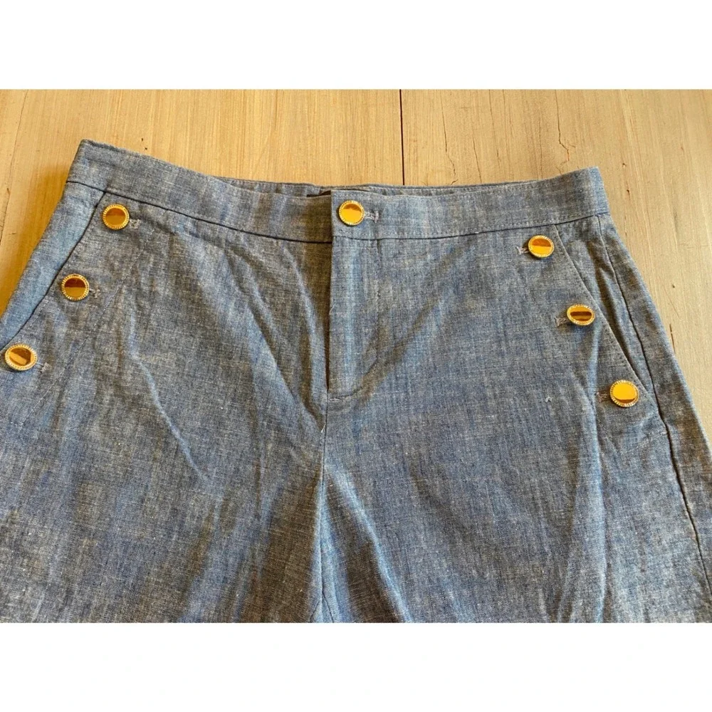Banana‎ Republic Sailor Shorts Blue Chambray Gold Button Detail Women's Size 0